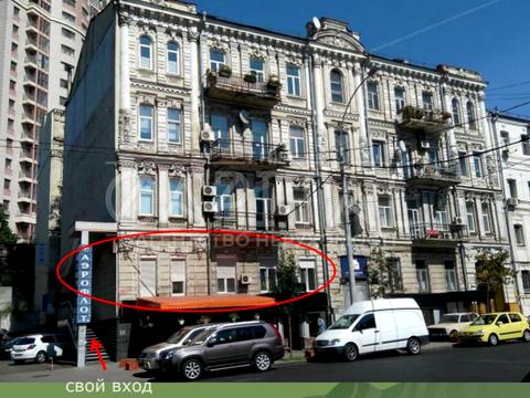 комерційна за адресою Саксаганського вул., 112