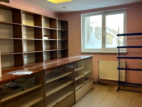 комерційна за адресою Кременець, Вишнівецька, 1