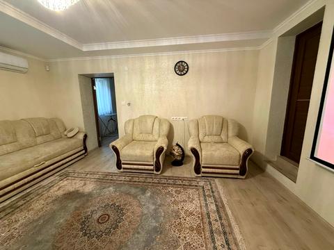 будинок за адресою Центральна