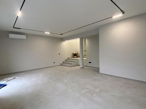 коммерческая по адресу Вʼячеслава Чорновола ул., 3