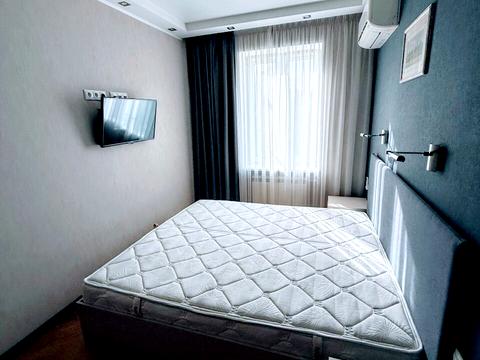 квартира за адресою Джона Маккейна вул. (Івана Кудрі), 37-А