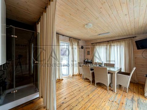 комерційна за адресою Шкільна вул., 1