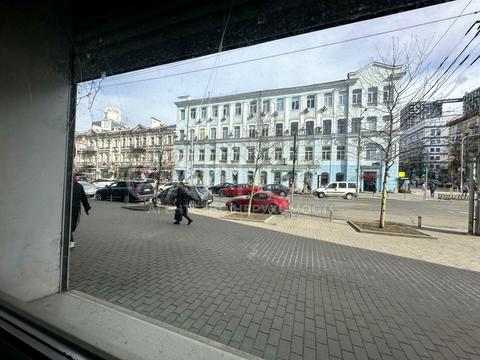 коммерческая по адресу Большая Васильковская ул. (Красноармейская), 84
