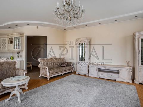 квартира за адресою Шовковична вул., 32/34