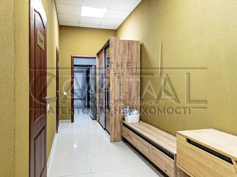 комерційна за адресою Берестейське шосе (Брест-Литовське), 1