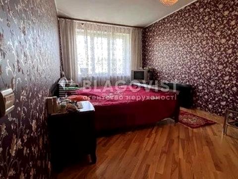 квартира за адресою Старонаводницька вул., 8