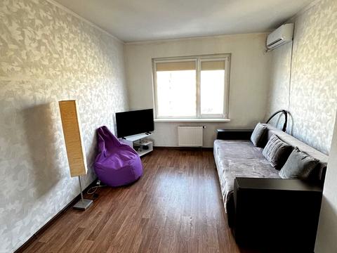 квартира за адресою Бориса Гмирі вул., 12-Б