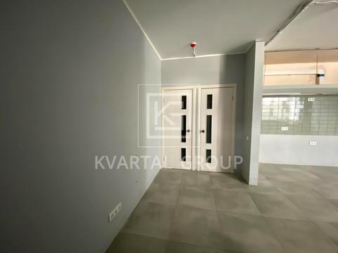 комерційна за адресою Університетська вул., 1-Ч