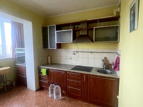 квартира за адресою Мілютенка вул., 28-В