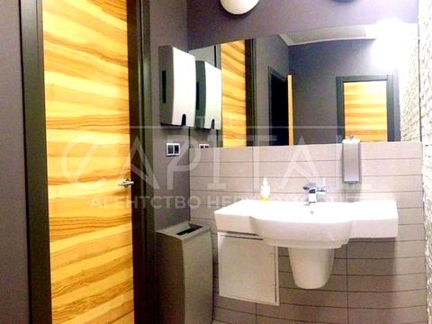 комерційна за адресою Кловський узвіз, 7a