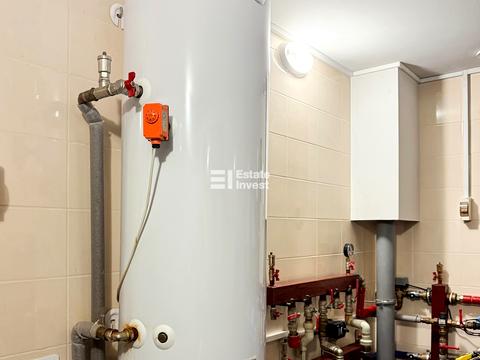 будинок за адресою Миру