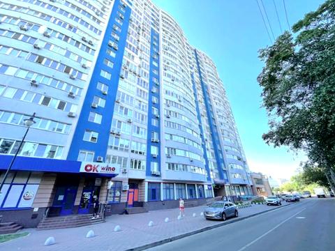 квартира за адресою Авіаконструктора Ігоря Сікорського вул. (Танкова), 1