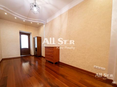 квартира за адресою Шота Руставелі вул., 8