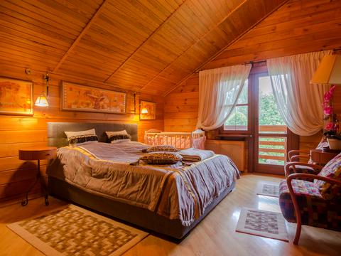 дом по адресу с. Новые безрадичи, Лесная, 99