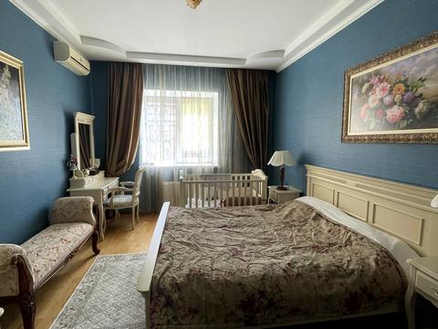 квартира за адресою В'ячеслава Чорновола вул., 25