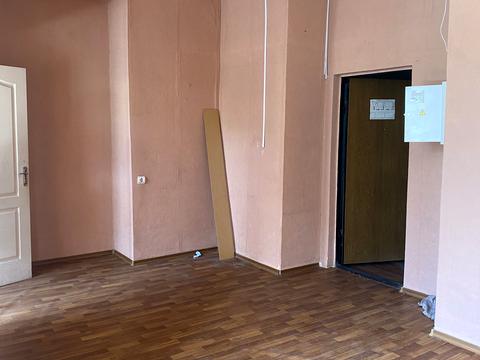 комерційна за адресою Науки просп. (Леніна), 40