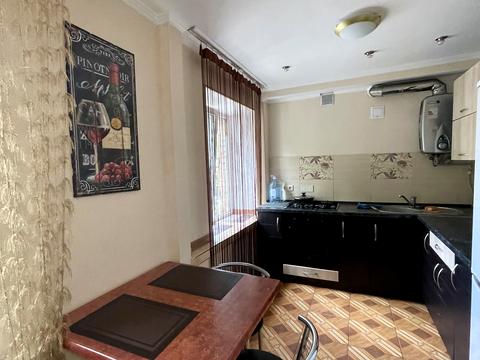 квартира за адресою Кам'янецька вул., 65