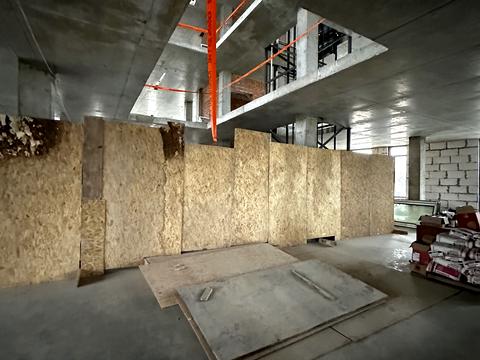 коммерческая по адресу Февральская ул., 58