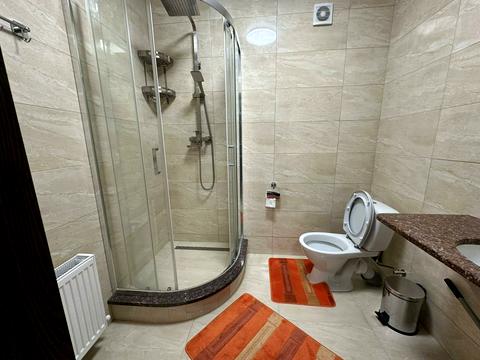 квартира за адресою Домбровського вул., 3