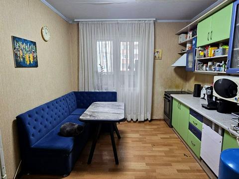 квартира за адресою Милославська вул., 12