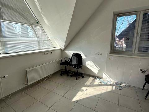 комерційна за адресою Василя Стуса вул. (Пушкінська), 78