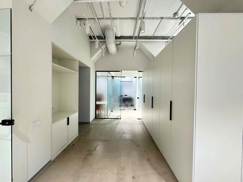 комерційна за адресою Велика Васильківська вул. (Червоноармійська), 1-3/2а