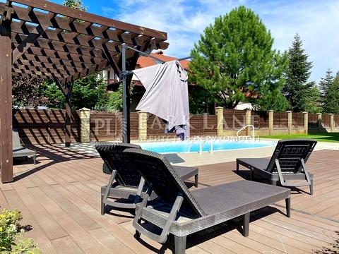 дом по адресу Старокиевская ул.