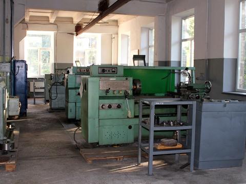 комерційна за адресою Південний просп., 1