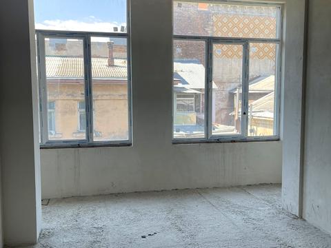 комерційна за адресою Ніни Строкатої вул. (Буніна), 13