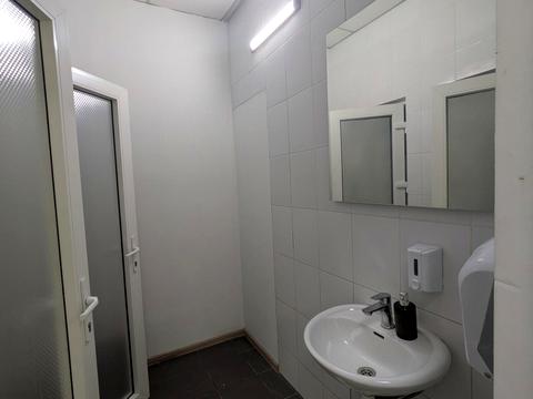комерційна за адресою Тичини вул., 7