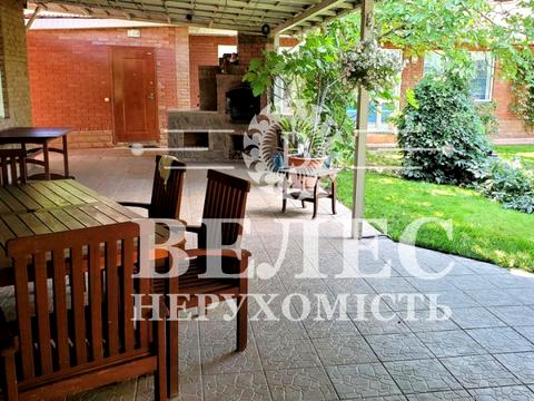 будинок за адресою Київська вул., 1
