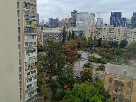 квартира за адресою Велика Васильківська вул. (Червоноармійська), 124-А