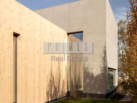 дом по адресу Садовая ул.