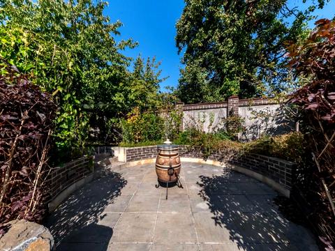 дом по адресу Зелёная ул.