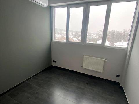 комерційна за адресою Університетська вул., 29