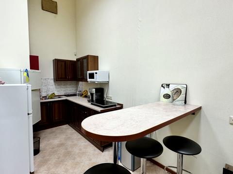 комерційна за адресою Кадетський Гай вул., 6