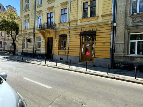 коммерческая по адресу Левицкого ул. (Маяковского), 44