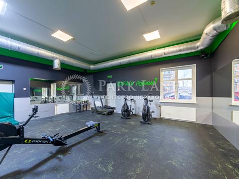 коммерческая по адресу Евгения Коновальца ул. (Щорса), 32-Б