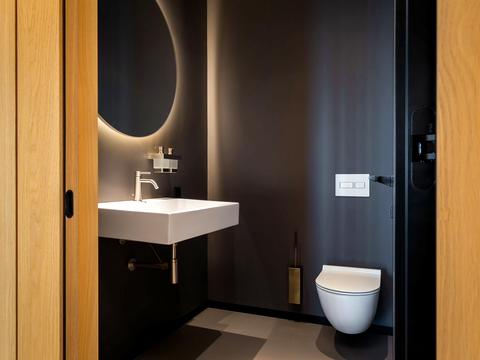 комерційна за адресою Кловський узвіз, 7