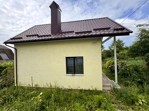 будинок за адресою Вишнева вул.