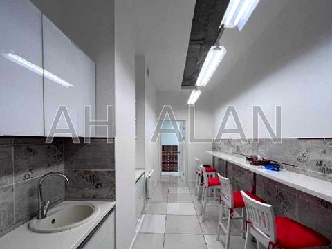 комерційна за адресою Кловський узвіз, 7