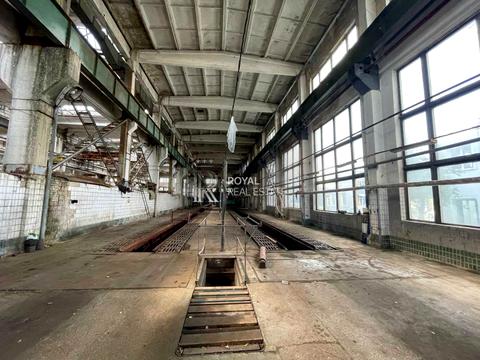 комерційна за адресою Бережанська вул., 15