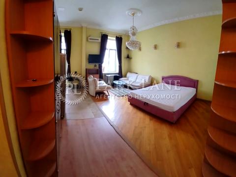 квартира за адресою Тарасівська вул., 23/25
