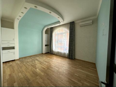 квартира за адресою Героїв Оборони Одеси вул. (Героїв Сталінграду), 24