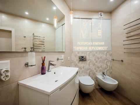 квартира за адресою Софії Русової вул., 3
