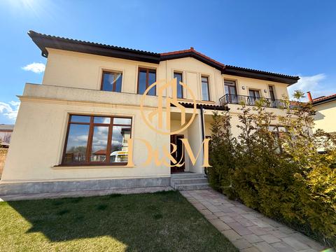 будинок за адресою Київська вул.