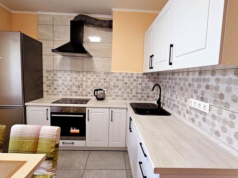 квартира за адресою Ревуцького вул., 54