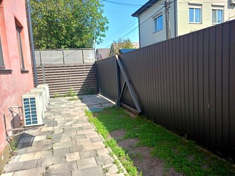 будинок за адресою Богатирська вул., 42