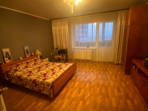 квартира за адресою Милославська вул., 12-А