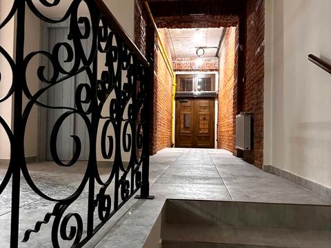 комерційна за адресою Григоровича, 8